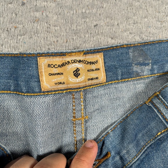 Vintage Rocawear Jeans Men 38x30 Blue Light Wash Wide Leg Baggy Loose Skater Y2K - Picture 3 of 14